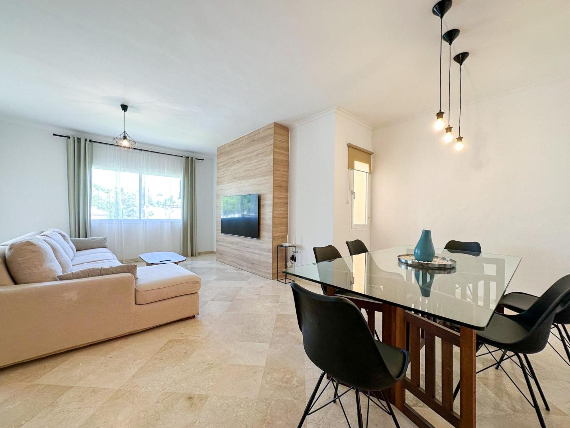 Penthouse Rooftop Terrace 3bed Pool Family Only Apartemen *